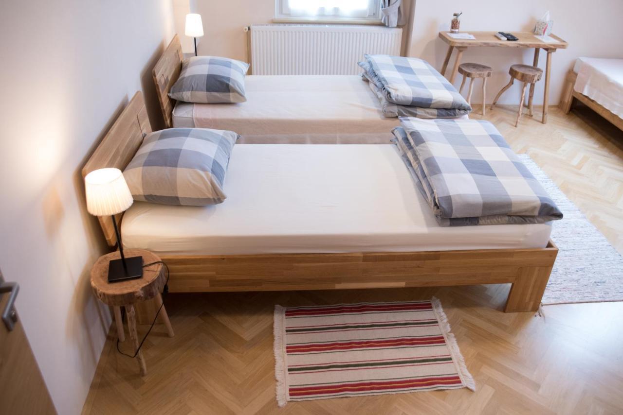 Petrovče Bed & Breakfast Dvorec المظهر الخارجي الصورة